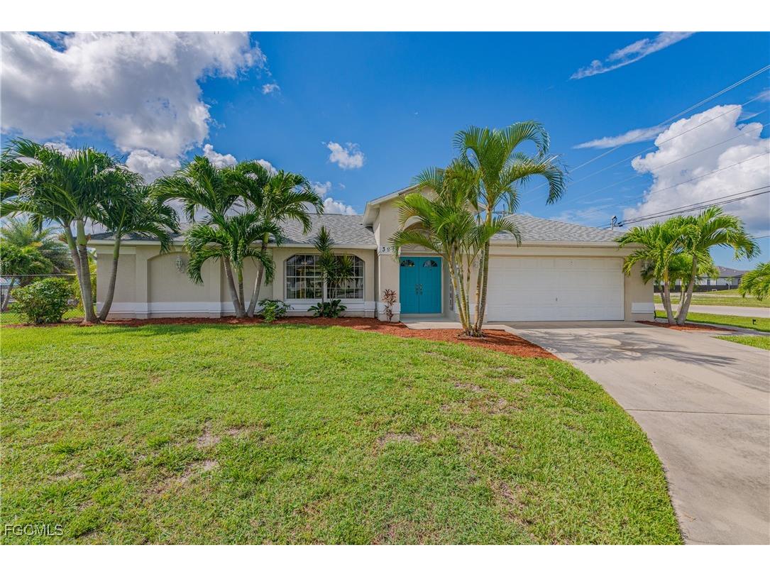 3914 Gulfstream Parkway Cape Coral FL 33993 2025006843 image1