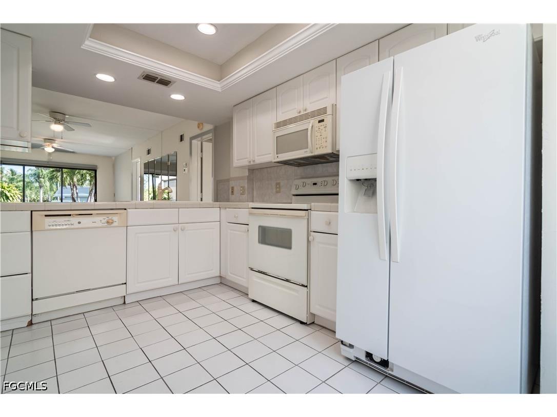 3914 Orange Grove Boulevard #1 North Fort Myers FL 33903 2026019823 image3