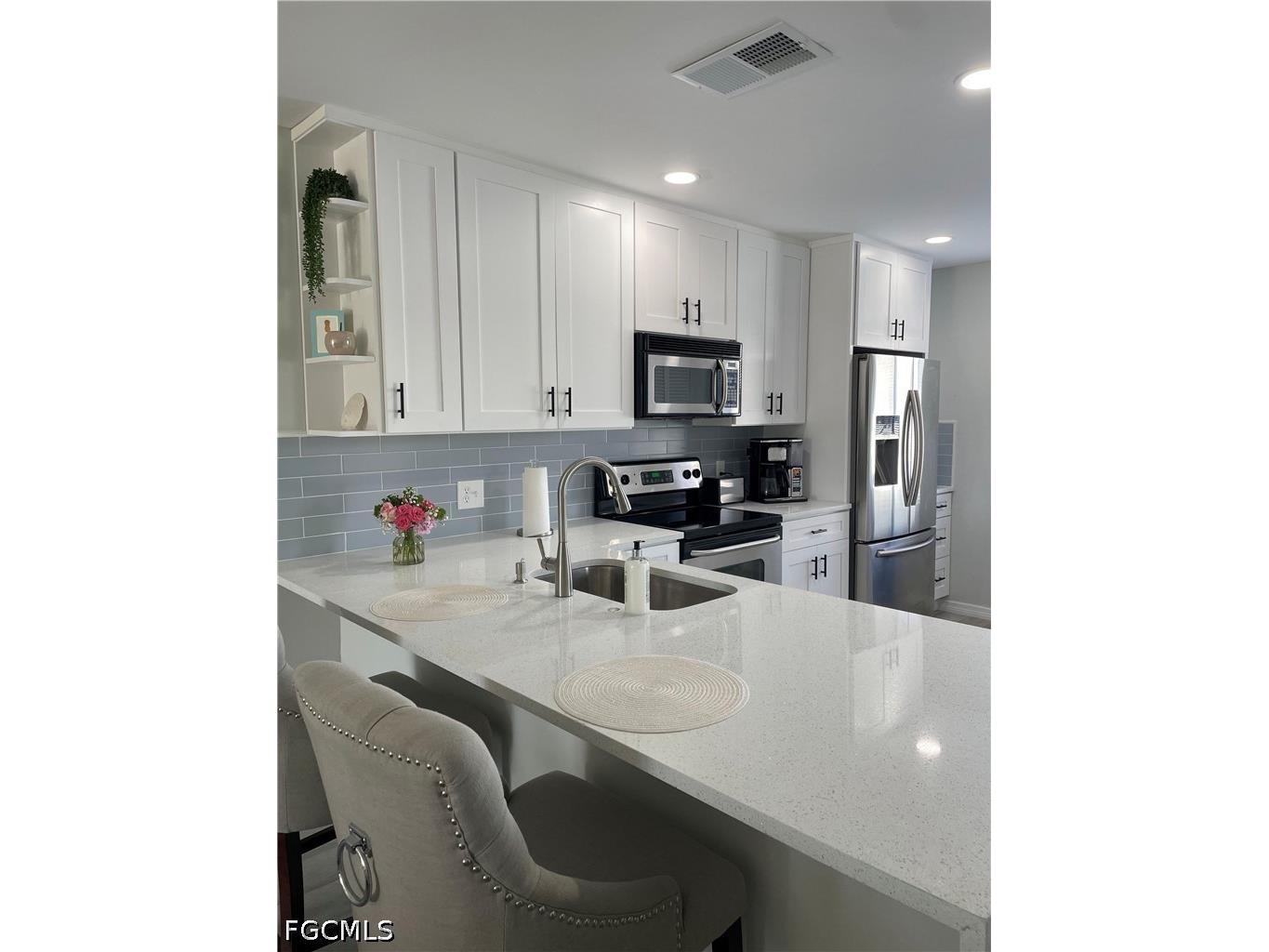 3914 Orange Grove Boulevard #5 North Fort Myers FL 33903 2026028864 image3