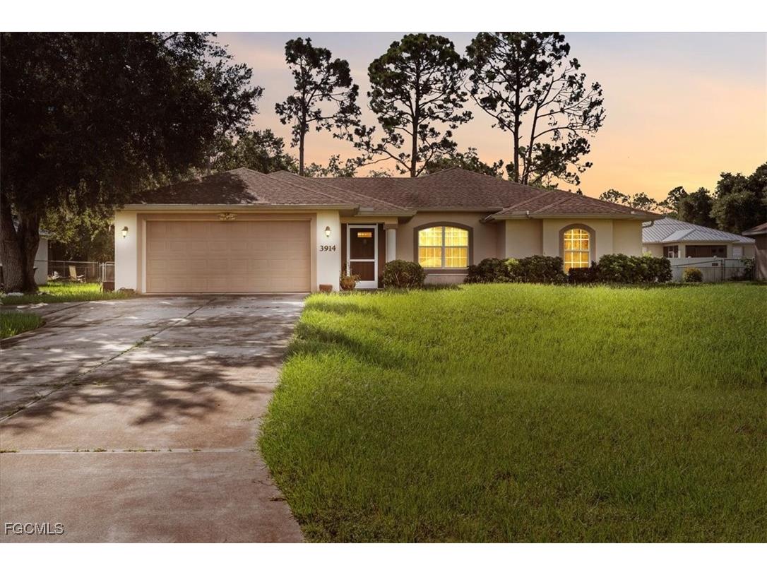3914 S Chamberlain Boulevard North Port FL 34286 2025005930 image1