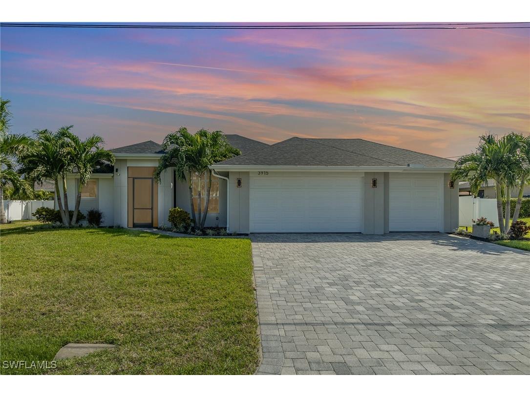 3915 SW 15th Place Cape Coral FL 33914 224080338 image1