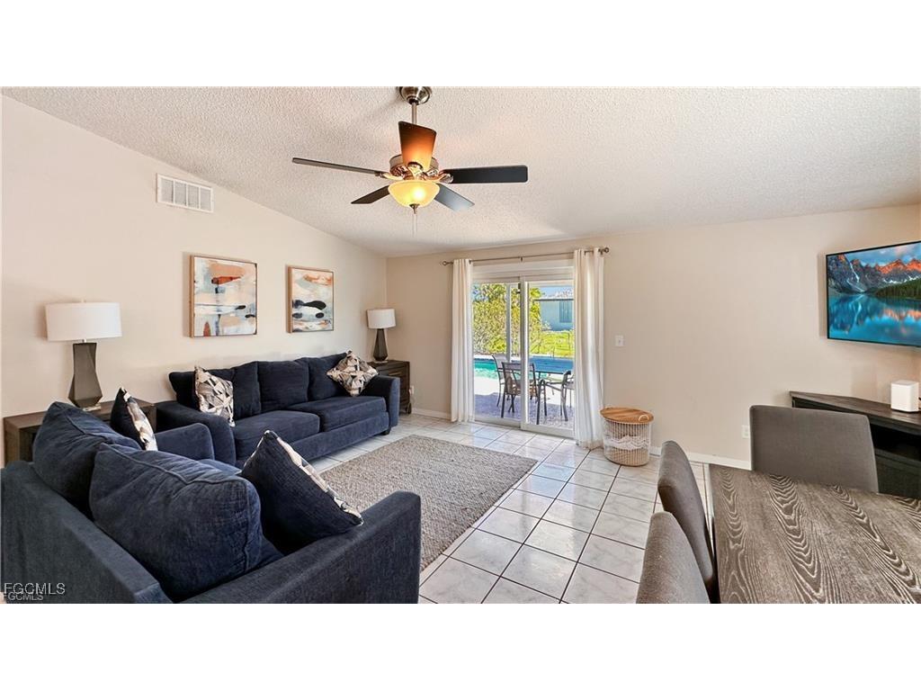 3915 SW 1st Avenue Cape Coral FL 33914 2025022808 image2