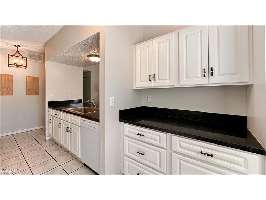 3915 SW 1st Avenue Cape Coral FL 33914 2025022808 image4