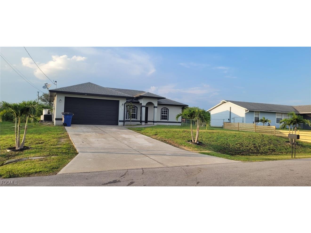 3916 13th Street SW Lehigh Acres FL 33976 2025002293 image1