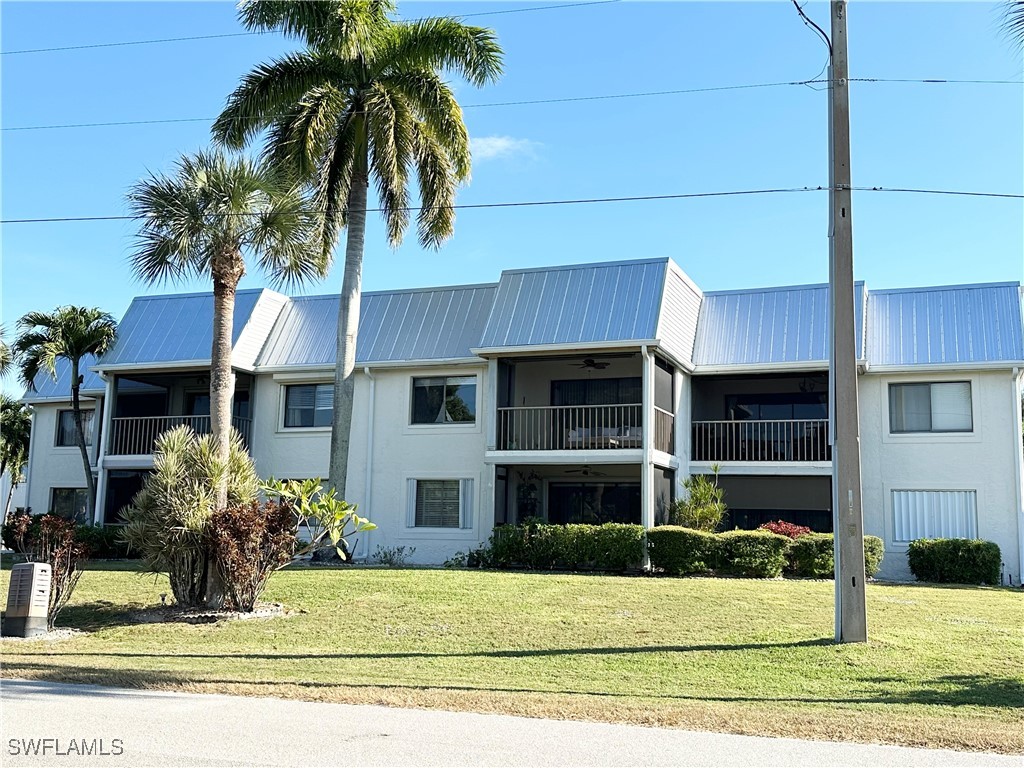 3916 Orange Grove Boulevard #7 North Fort Myers FL 33903 225082257 image2