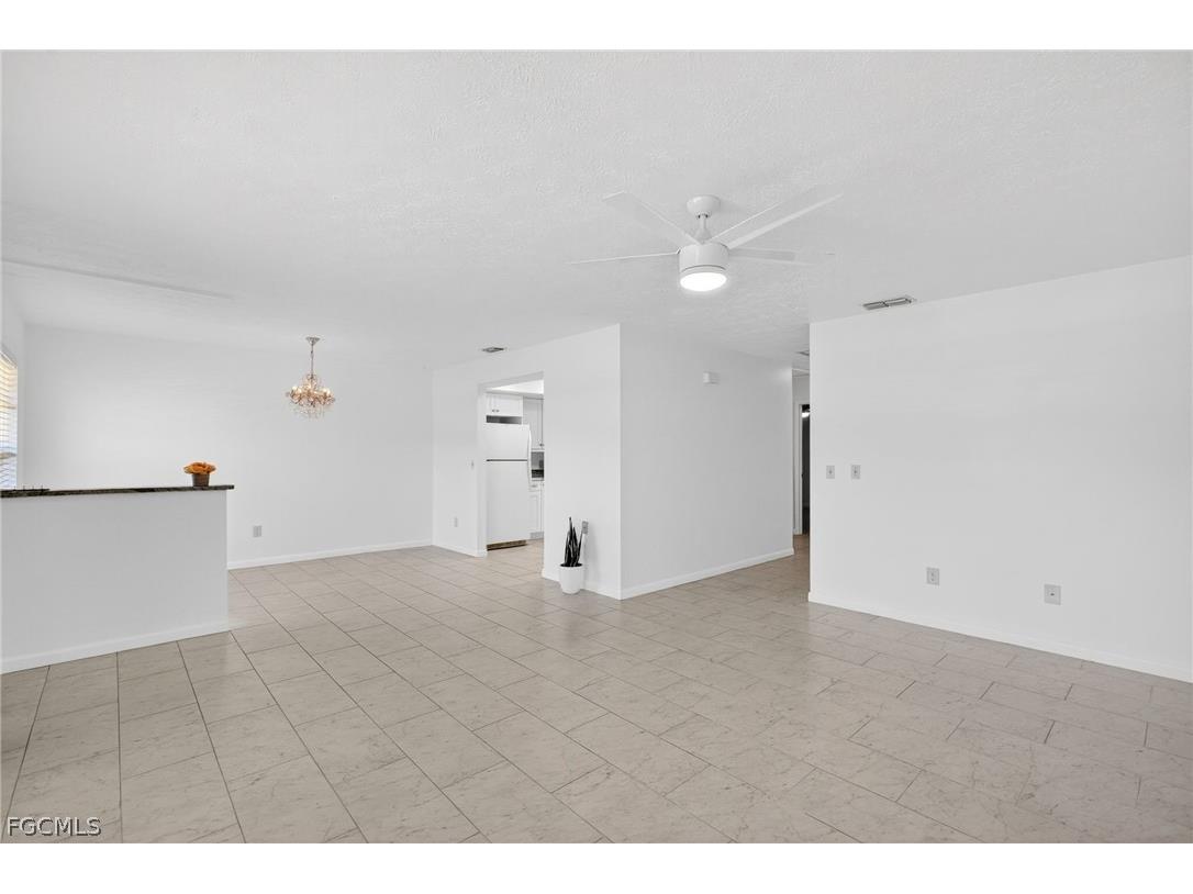 3916 SE 11th Place #503 Cape Coral FL 33904 2026008627 image5