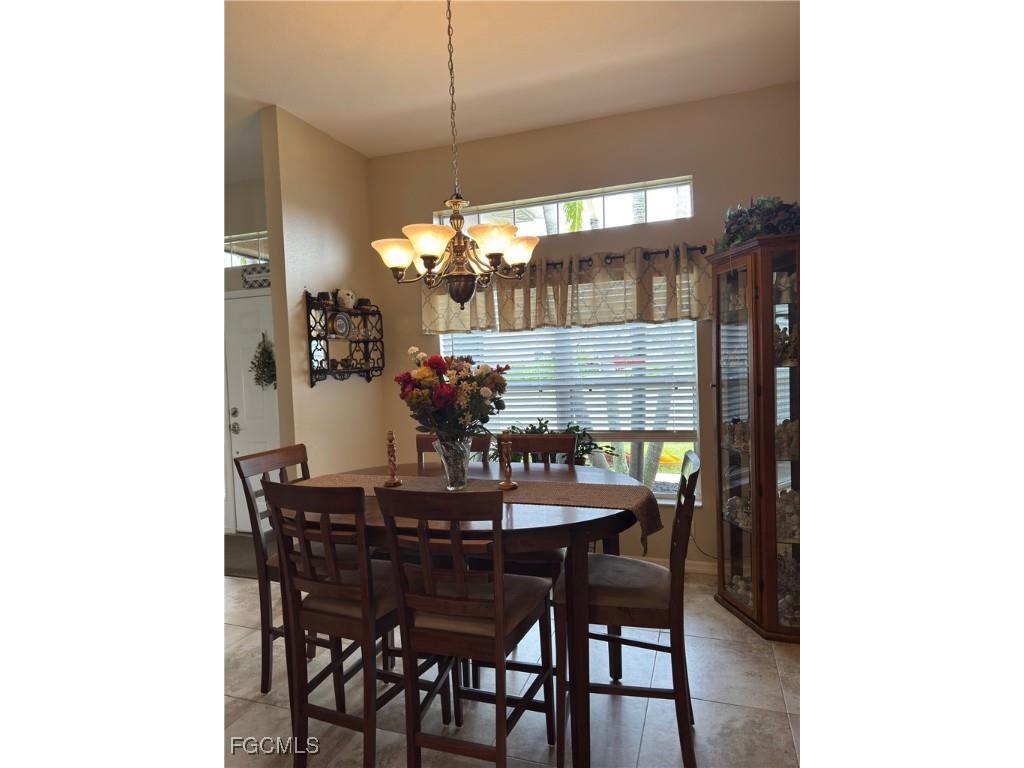 3917 Agualinda Boulevard Cape Coral FL 33914 2025008853 image10