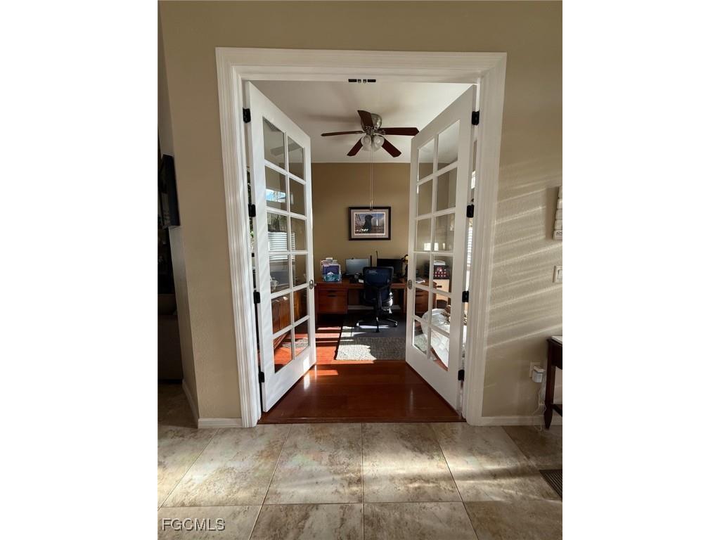 3917 Agualinda Boulevard Cape Coral FL 33914 2025008853 image6