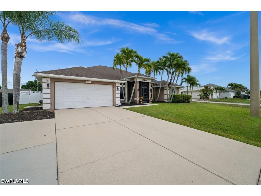 3917 Agualinda Boulevard Cape Coral FL 33914 226020130 image5