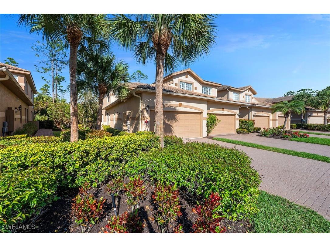 3917 Forest Glen Boulevard #101 Naples FL 34114 225021105 image1