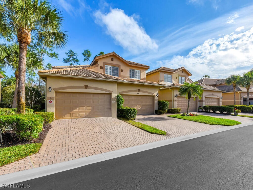 3917 Forest Glen Boulevard #201 Naples FL 34114 224009639 image1