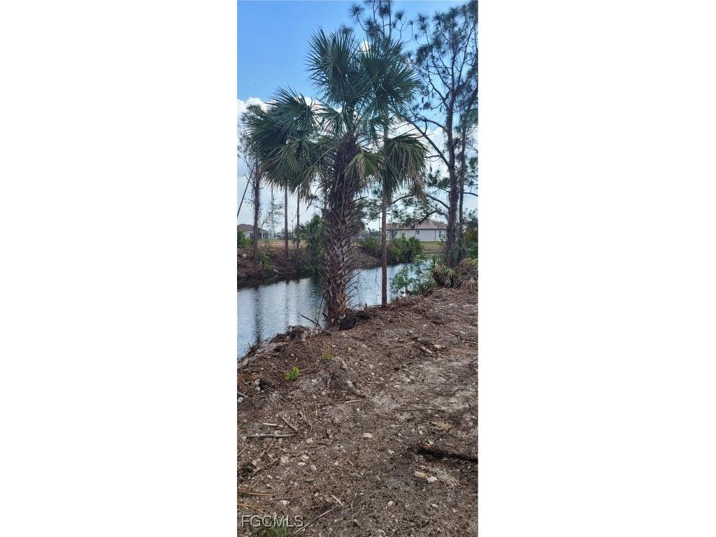 3917 NE 19th Avenue Cape Coral FL 33909 2025005934 image4