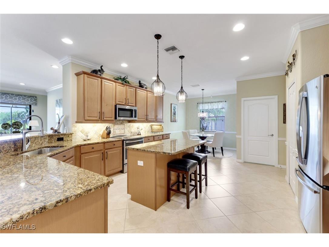 3917 Sapphire Way Naples FL 34114 225084460 image9