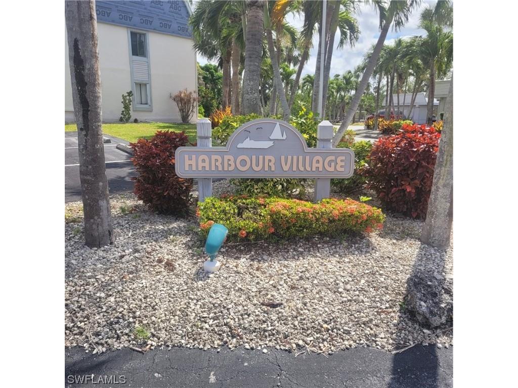 3918 Orange Grove Boulevard #6 North Fort Myers FL 33903 223023005 image1