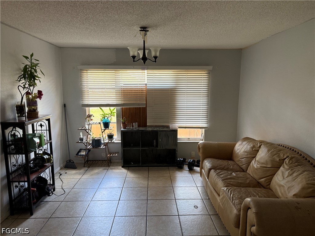 3918 Palm Tree Boulevard Cape Coral FL 33904 2026016044 image2
