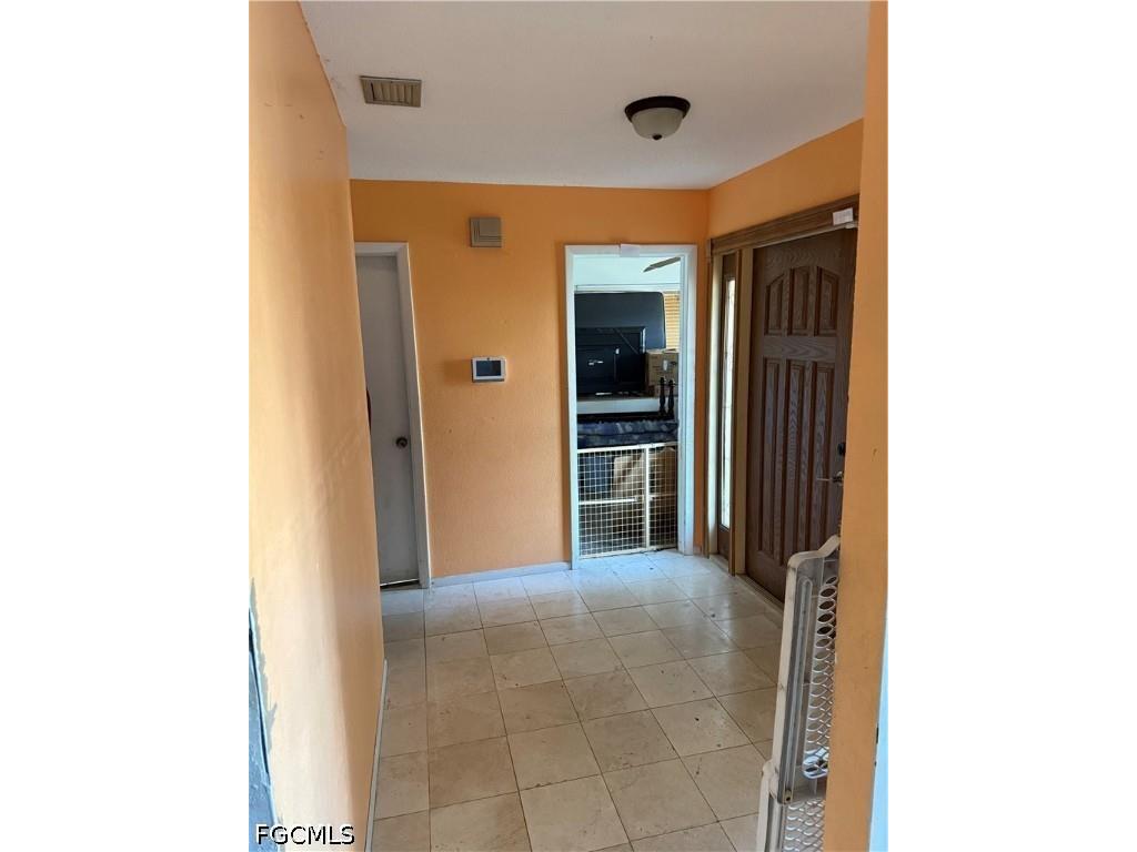 3918 Palm Tree Boulevard Cape Coral FL 33904 2026016044 image4