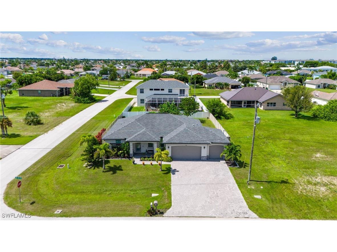 3918 SW 14th Place Cape Coral FL 33914 224077800 image1