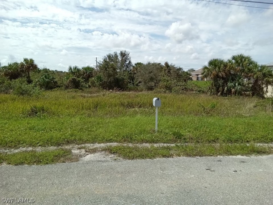 3919 22nd Street W Lehigh Acres FL 33971 222078356 image1