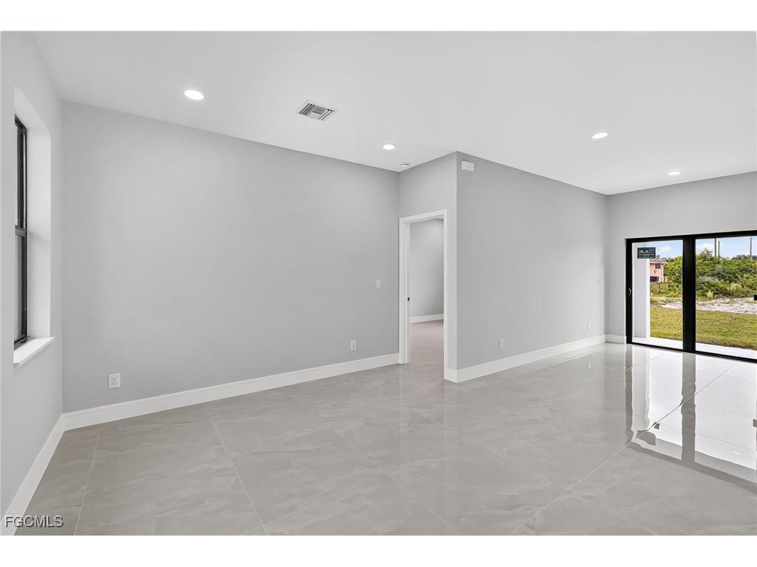 3919 8th Street SW Lehigh Acres FL 33976 2025013073 image19