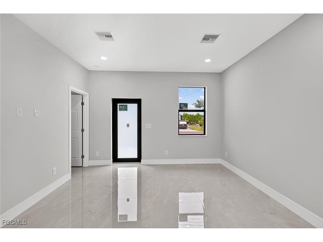 3919 8th Street SW Lehigh Acres FL 33976 2025013073 image25