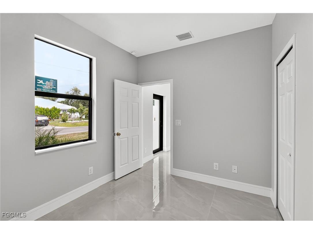 3919 8th Street SW Lehigh Acres FL 33976 2025013073 image33