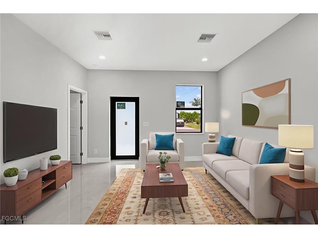 3919 8th Street SW Lehigh Acres FL 33976 2025013073 image8