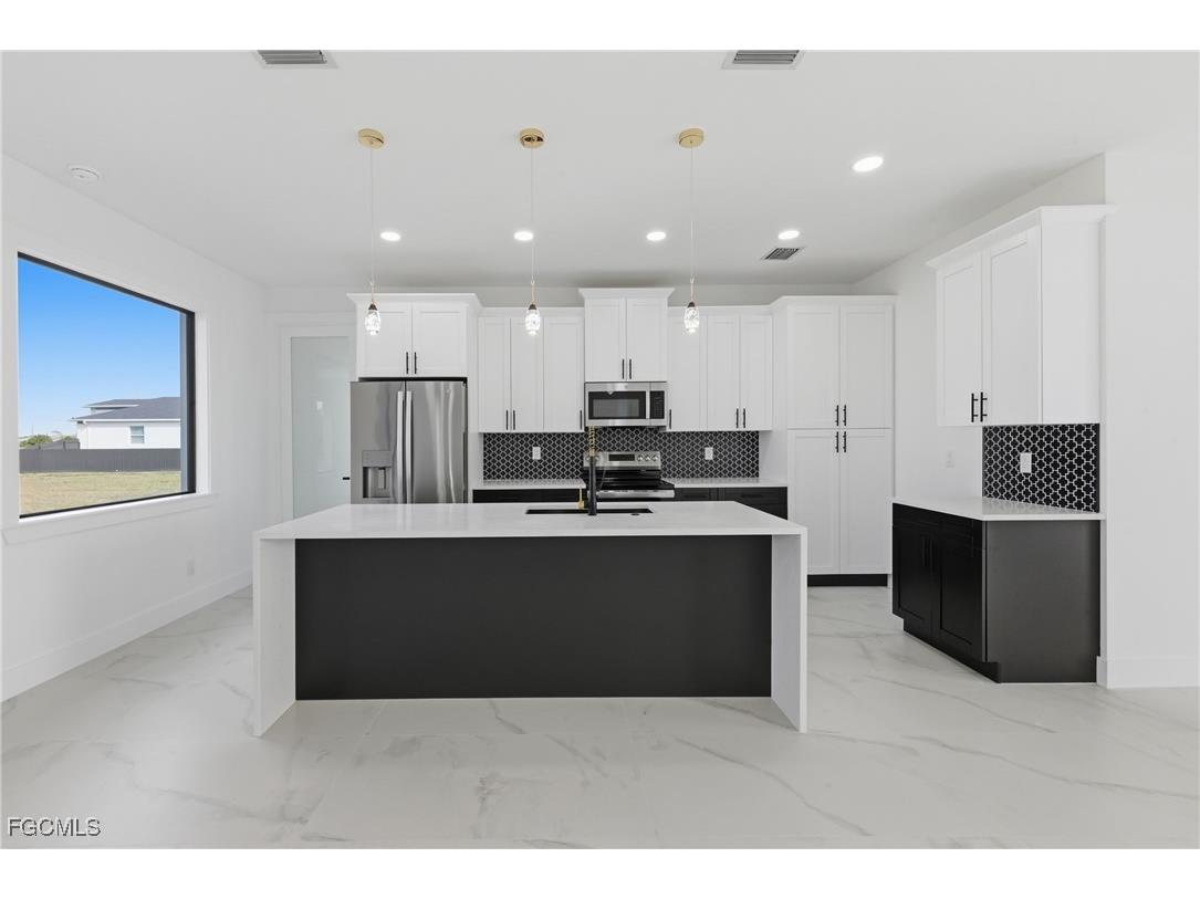 3919 NW 40th Street Cape Coral FL 33993 2026004847 image6