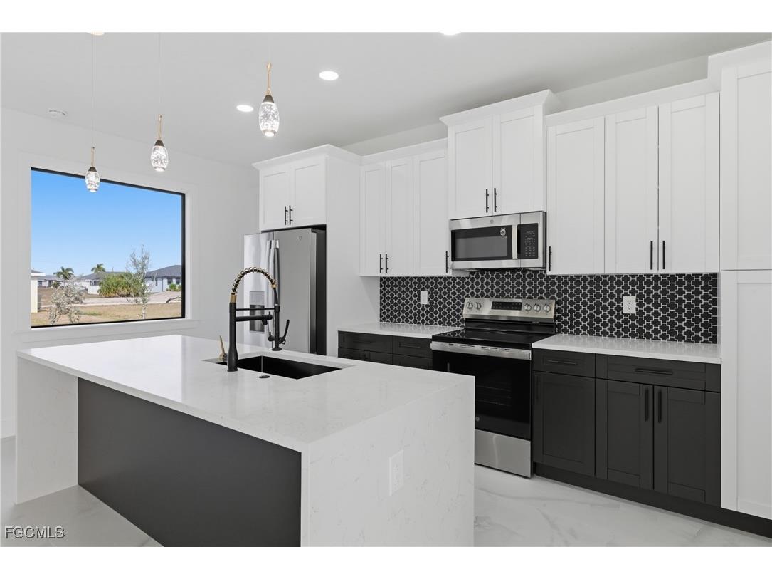 3919 NW 40th Street Cape Coral FL 33993 2026004847 image7