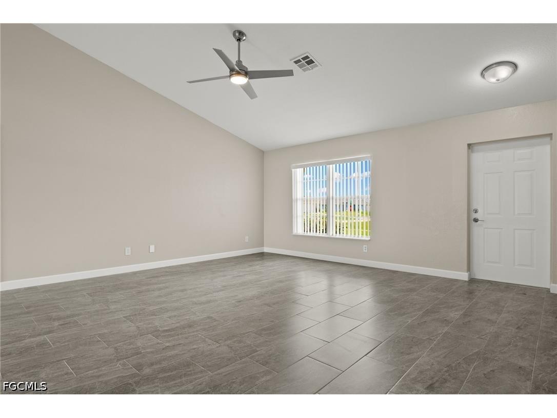 3919 SW 14th Avenue Cape Coral FL 33914 2026028863 image3