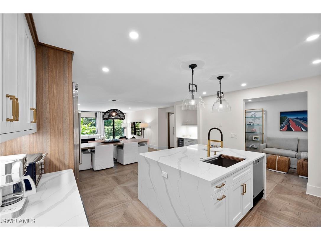 392 7th Avenue S #4 Naples FL 34102 225049656 image15