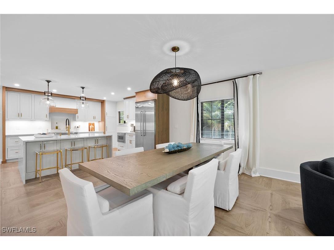 392 7th Avenue S #4 Naples FL 34102 225049656 image8