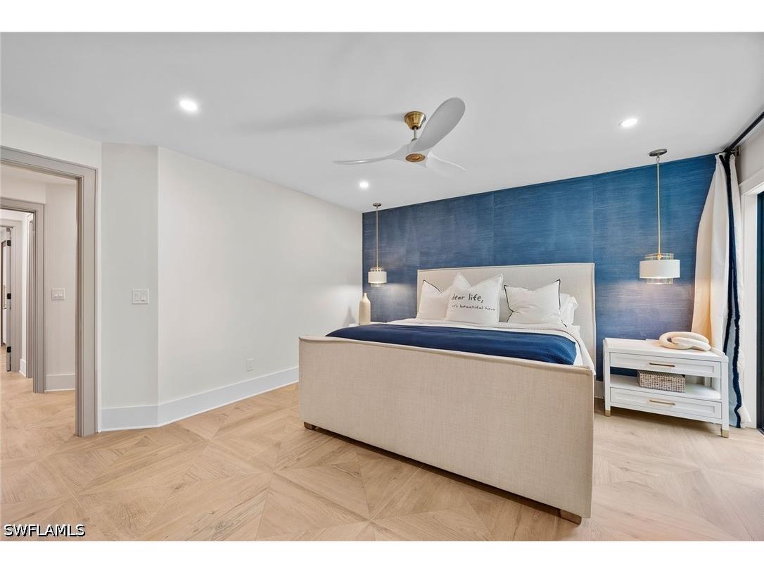 392 7th Avenue S #4 Naples FL 34102 226020882 image19
