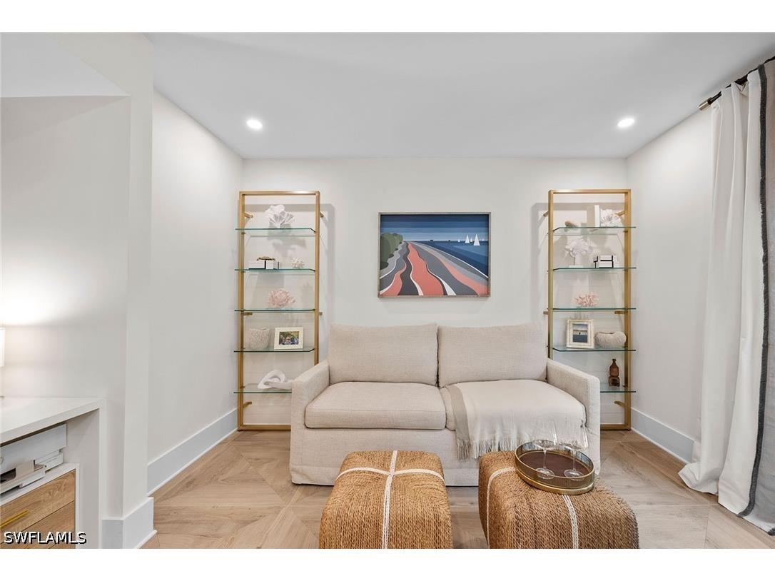 392 7th Avenue S #4 Naples FL 34102 226020882 image23