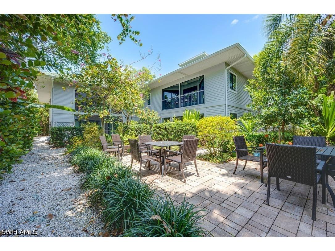 392 7th Avenue S #4 Naples FL 34102 226020882 image26