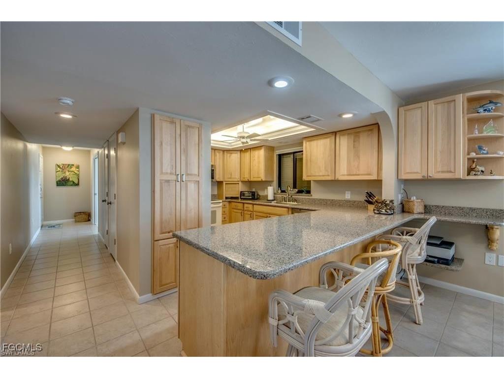 392 Estero Boulevard #305 Fort Myers Beach FL 33931 2025019798 image5