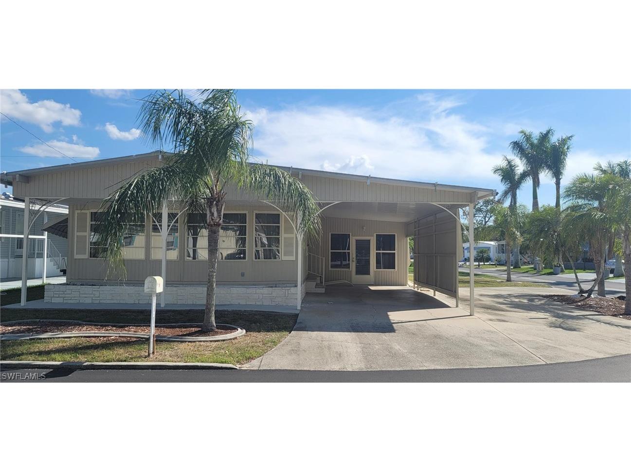 392 Santa Fe Trail North Fort Myers FL 33917 223021753 image1