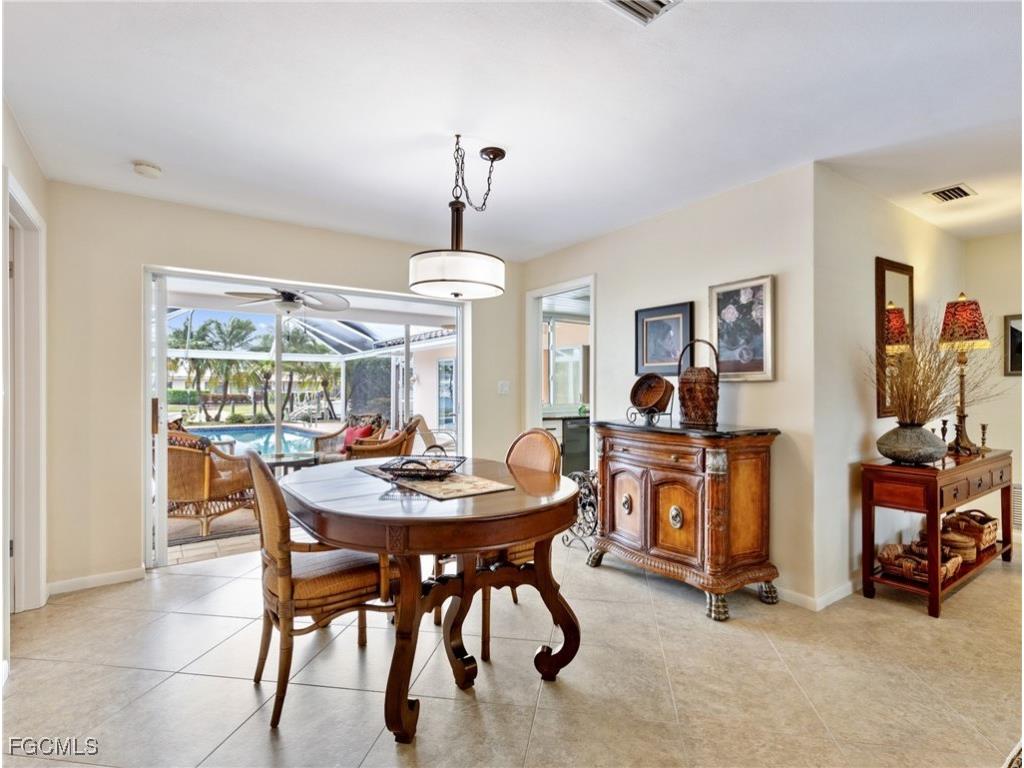 392 Snow Drive Fort Myers FL 33919 2026001032 image12