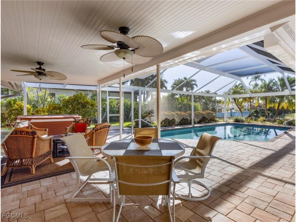392 Snow Drive Fort Myers FL 33919 2026001032 image15