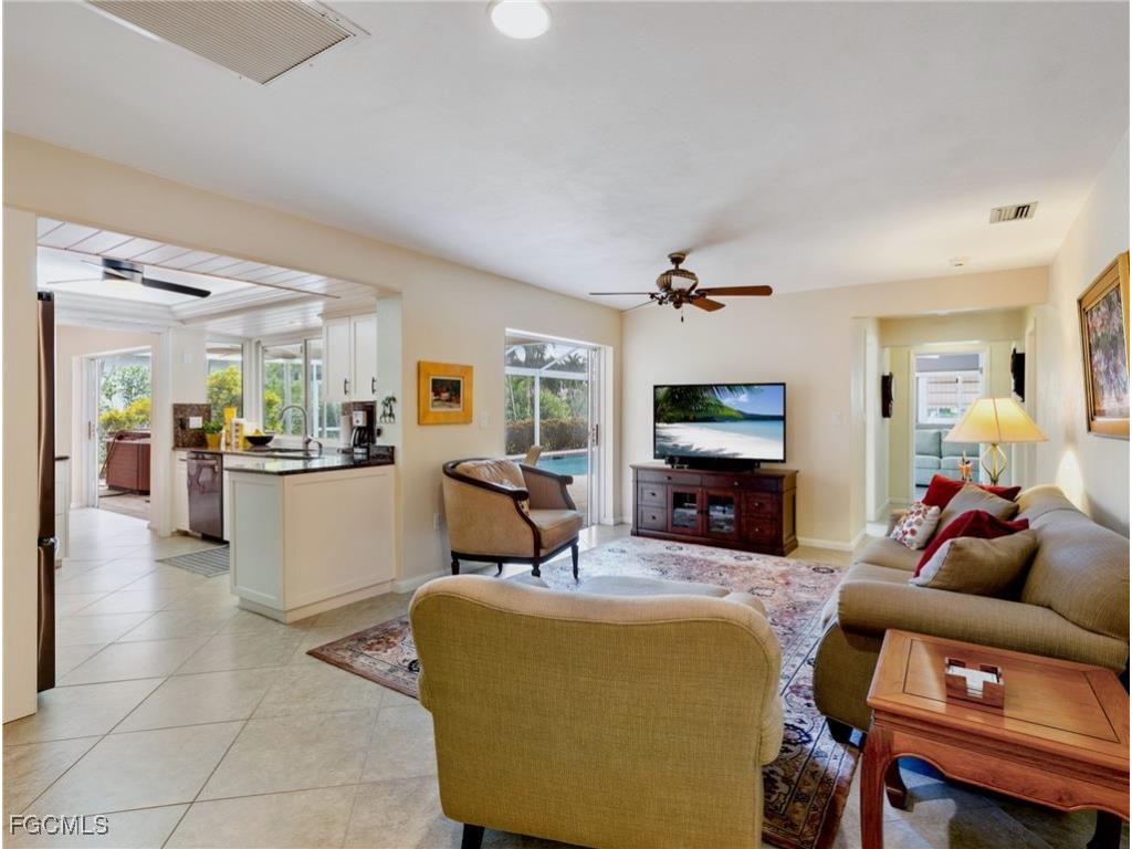 392 Snow Drive Fort Myers FL 33919 2026001032 image30