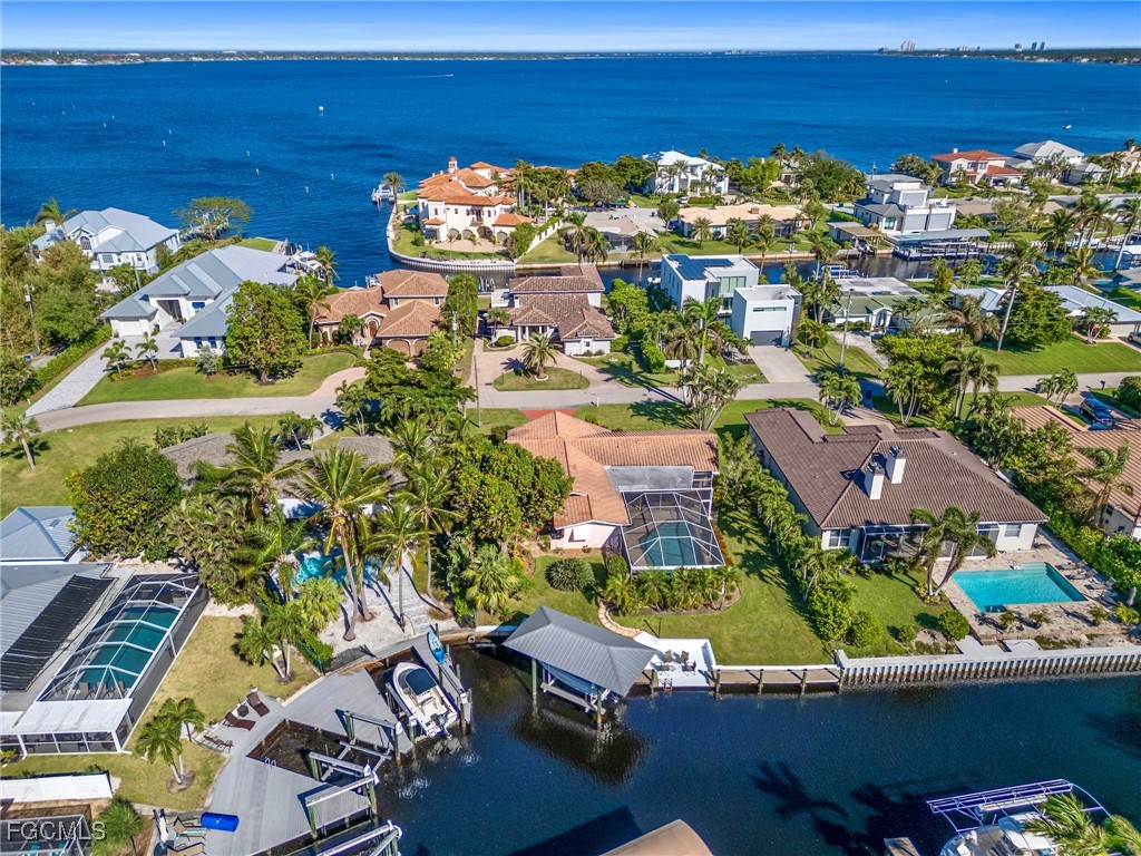 392 Snow Drive Fort Myers FL 33919 2026001032 image42