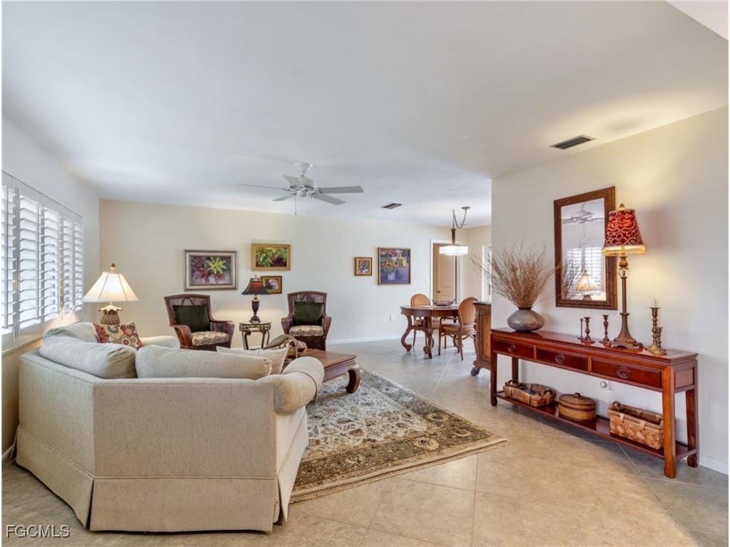 392 Snow Drive Fort Myers FL 33919 2026001032 image7