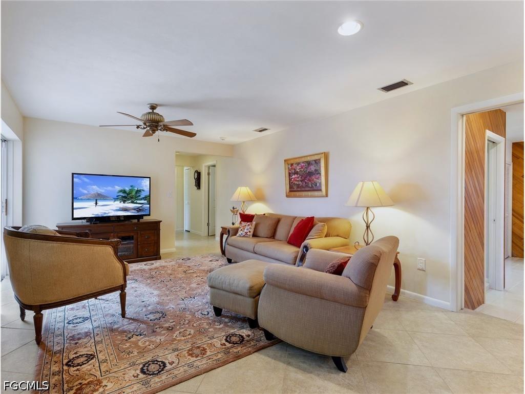 392 Snow Drive Fort Myers FL 33919 2026024222 image29