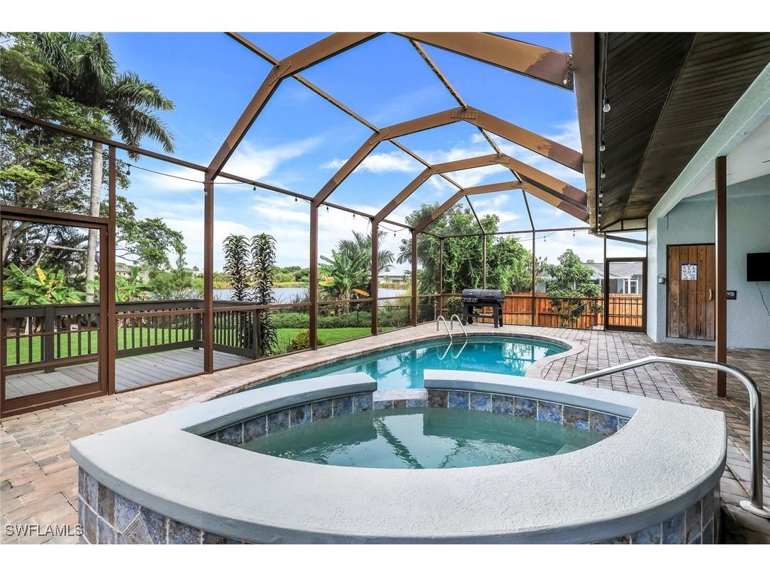 392 Yellowbird Street Marco Island FL 34145 225072938 image1