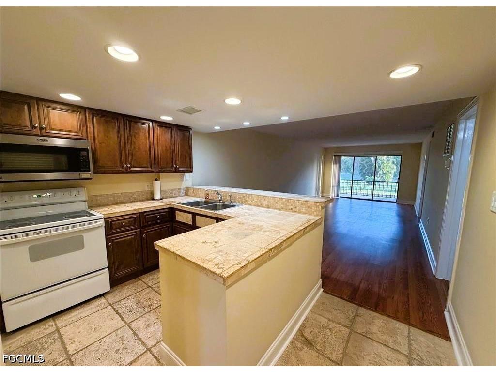 3920 Orange Grove Boulevard #3 North Fort Myers FL 33903 2026017550 image5