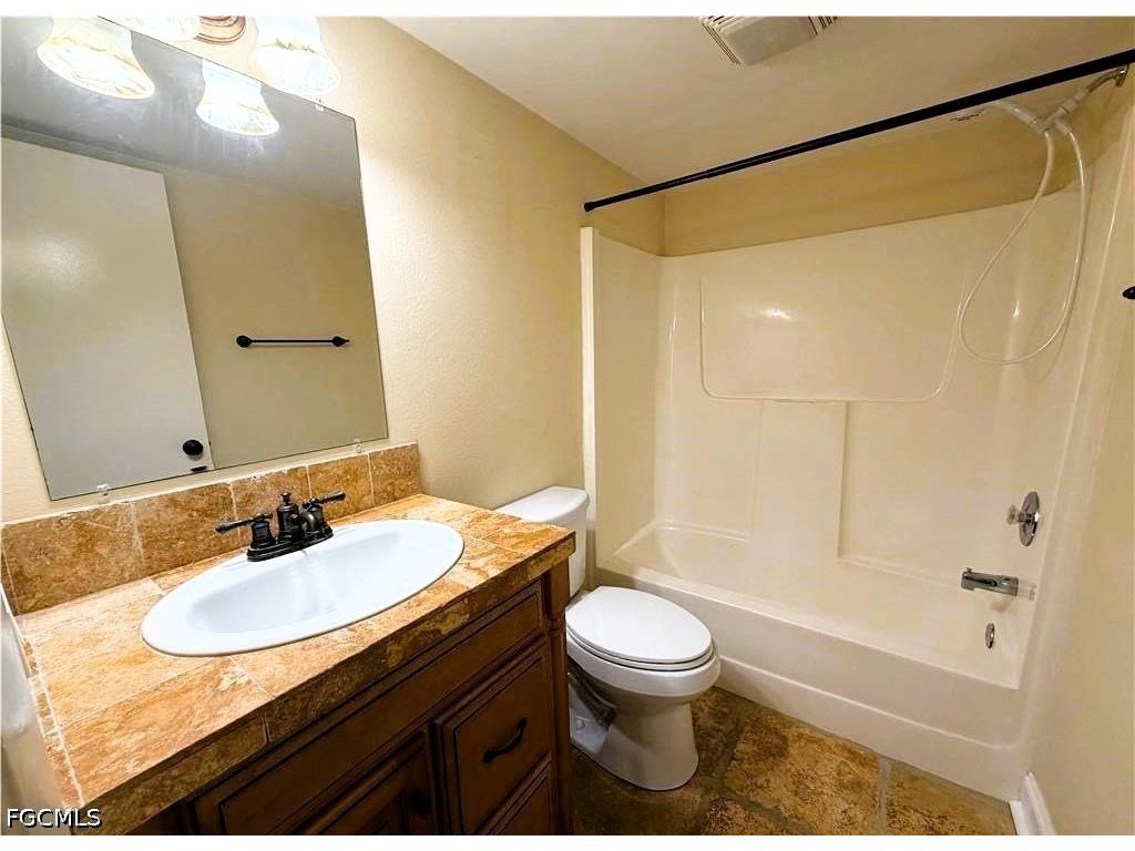 3920 Orange Grove Boulevard #3 North Fort Myers FL 33903 2026017550 image9