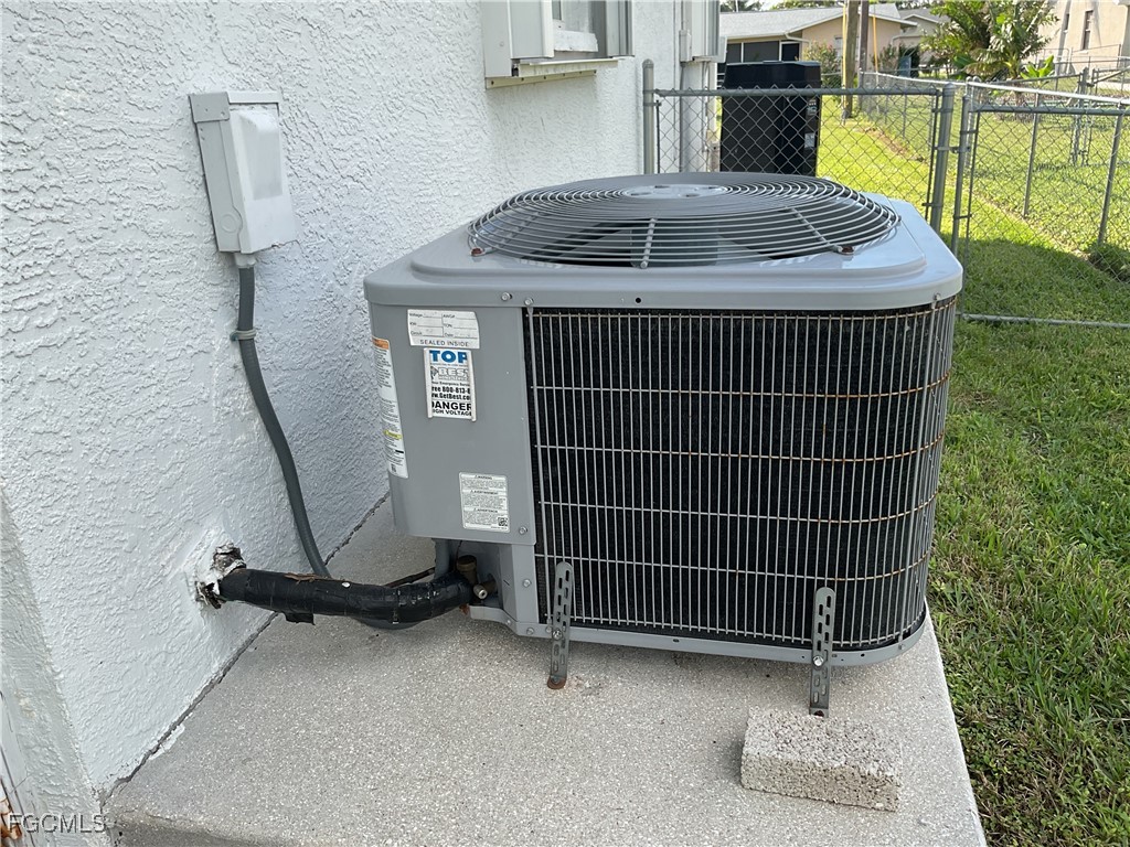 3920 SE 2nd Place Cape Coral FL 33904 2025024260 image40