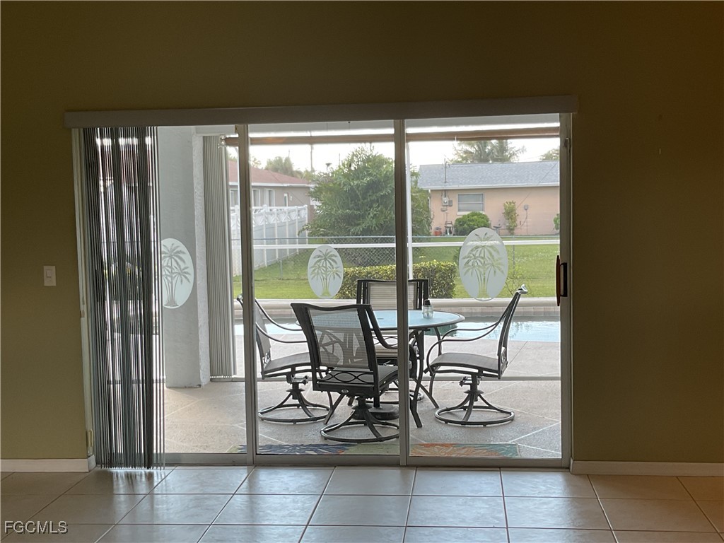 3920 SE 2nd Place Cape Coral FL 33904 2025024264 image11