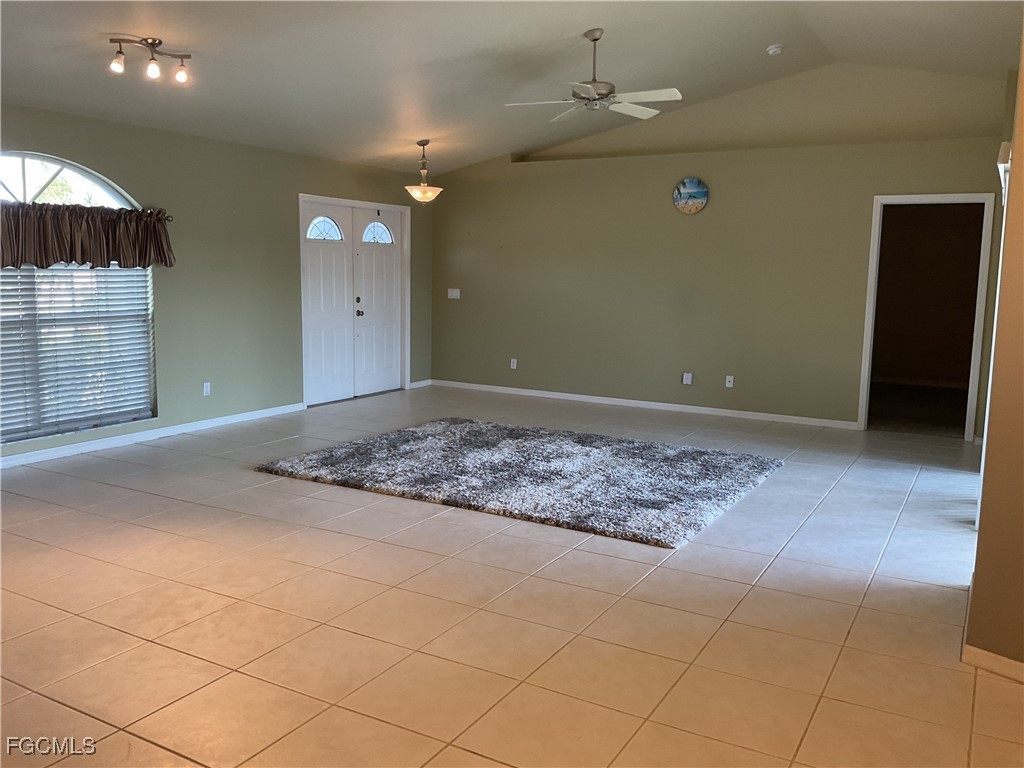 3920 SE 2nd Place Cape Coral FL 33904 2025024264 image6