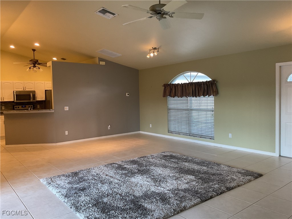 3920 SE 2nd Place Cape Coral FL 33904 2025024264 image8