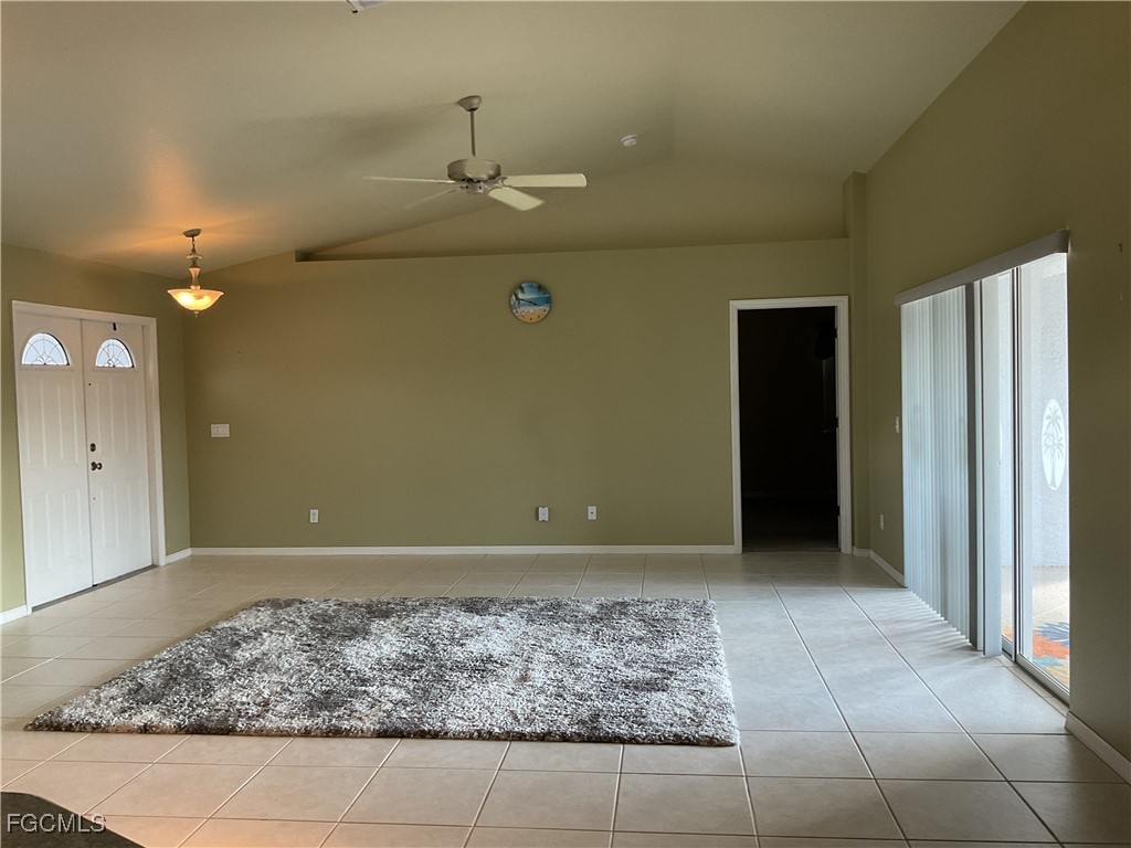 3920 SE 2nd Place Cape Coral FL 33904 2025024264 image9